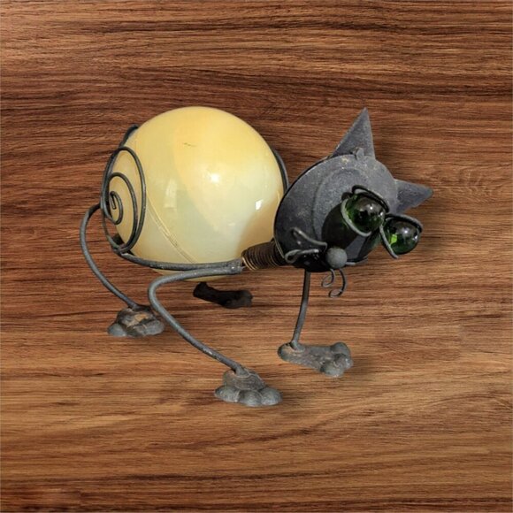 Metal  Glass Cat Figurine With Green Eyes cat lovers Halloween  bobbing head - Picture 1 of 8